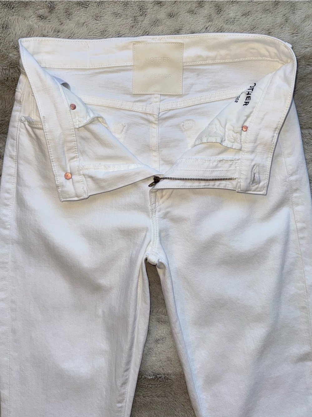 MOTHER Superior The Weekend Flare Jeans in Totally Innocent Size 27 - Picture 7 of 16